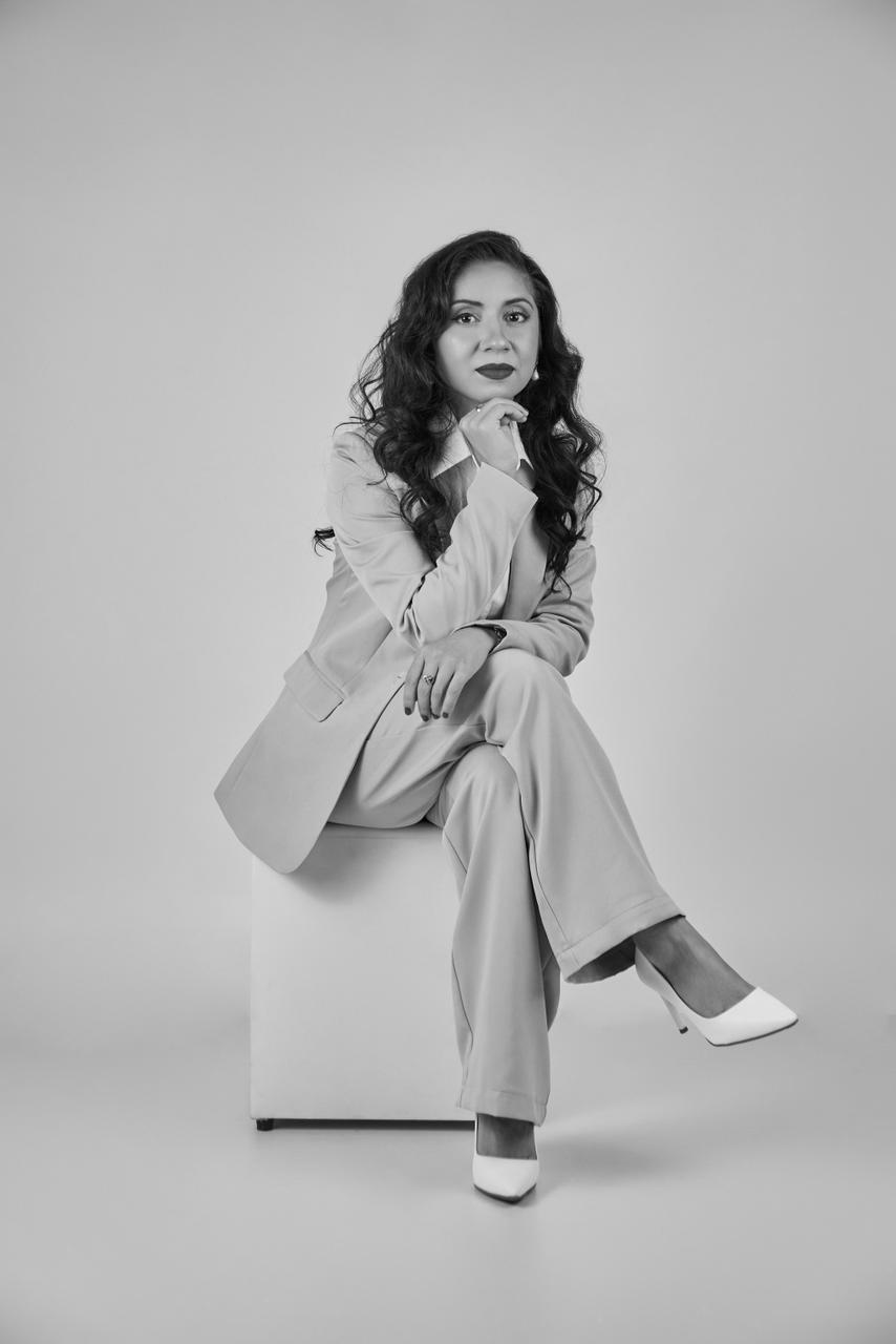 Dra. Leide Daiane Gonçalves